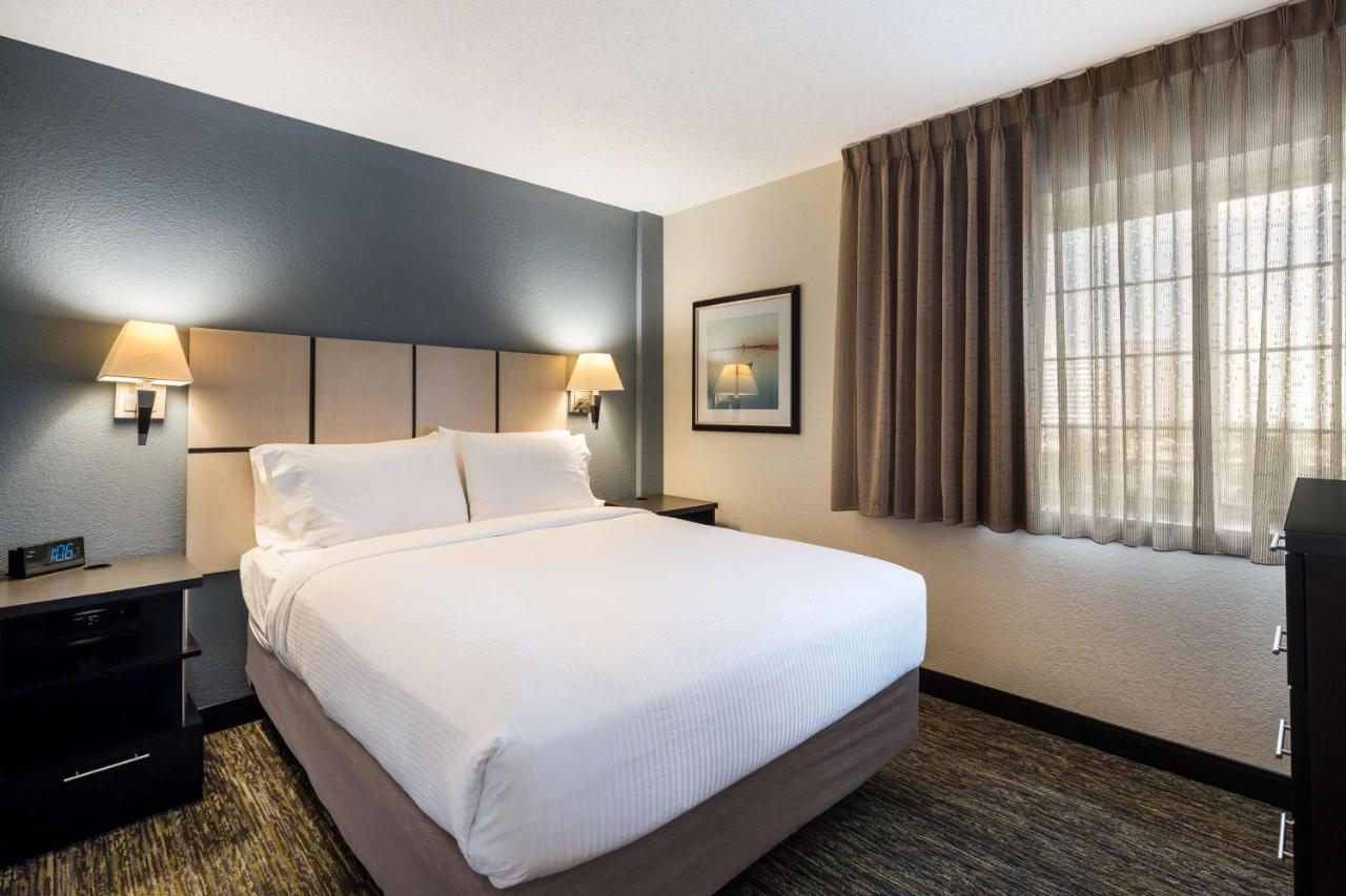 Sonesta Simply Suites Detroit وارين المظهر الخارجي الصورة