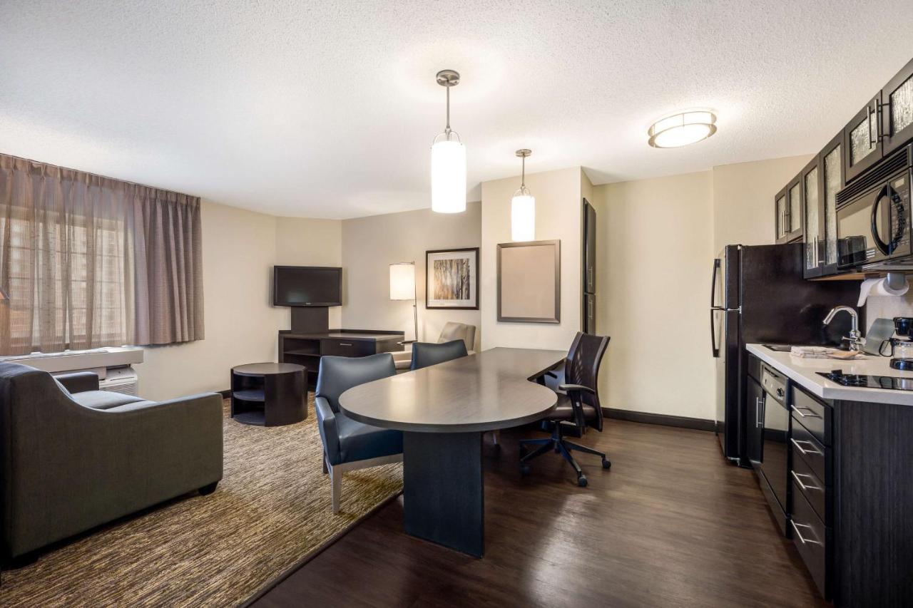 Sonesta Simply Suites Detroit وارين المظهر الخارجي الصورة