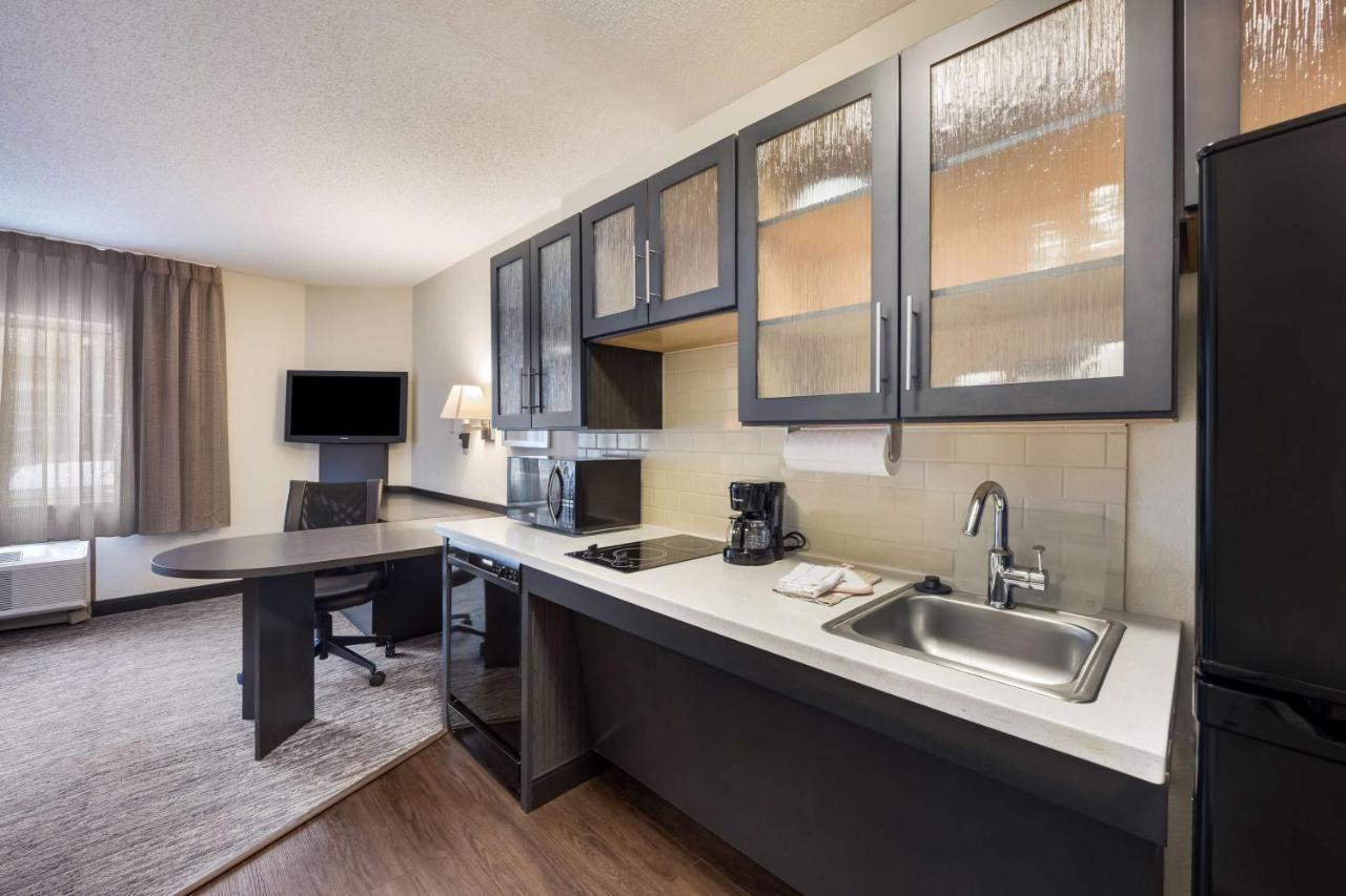 Sonesta Simply Suites Detroit وارين المظهر الخارجي الصورة